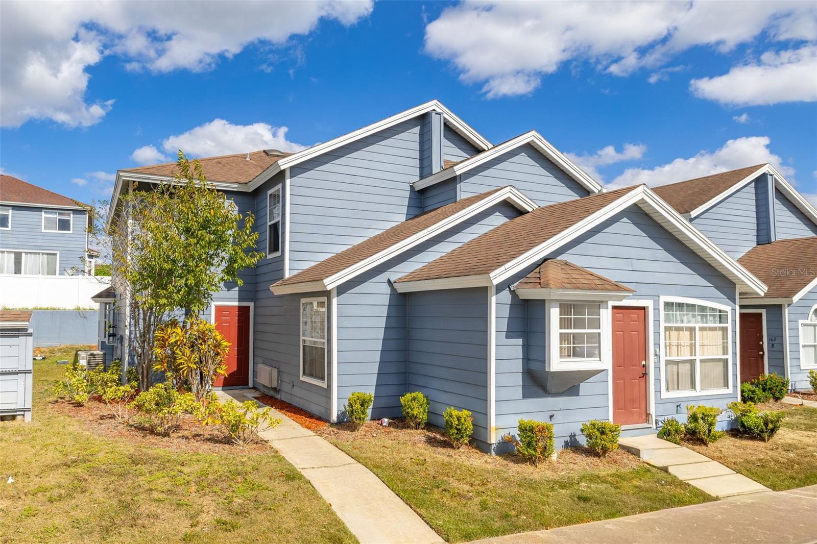 Image 2 of 32 For 142 Mango Drive