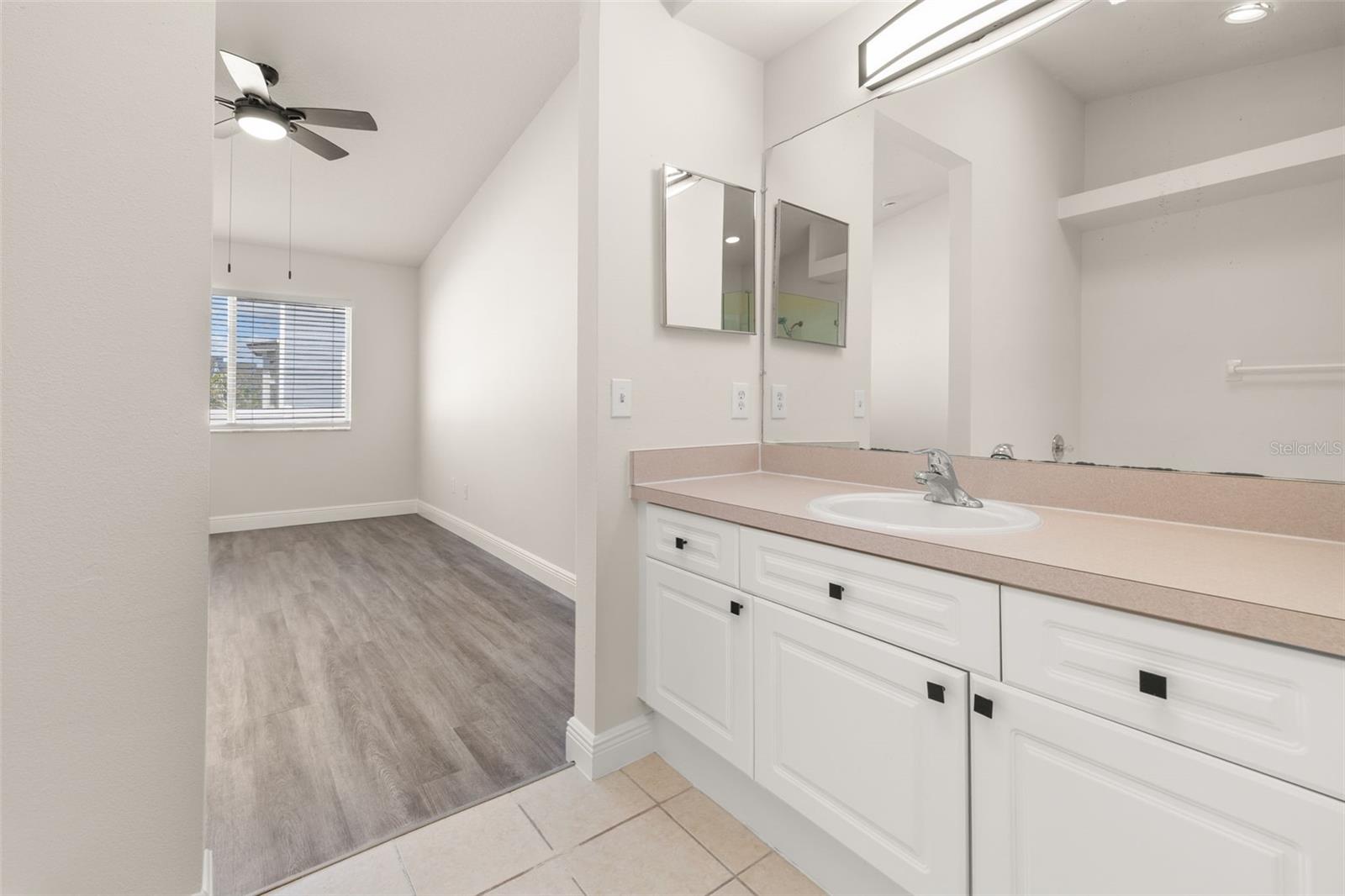 Image 28 of 32 For 142 Mango Drive