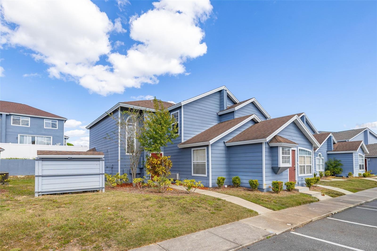 Image 3 of 32 For 142 Mango Drive