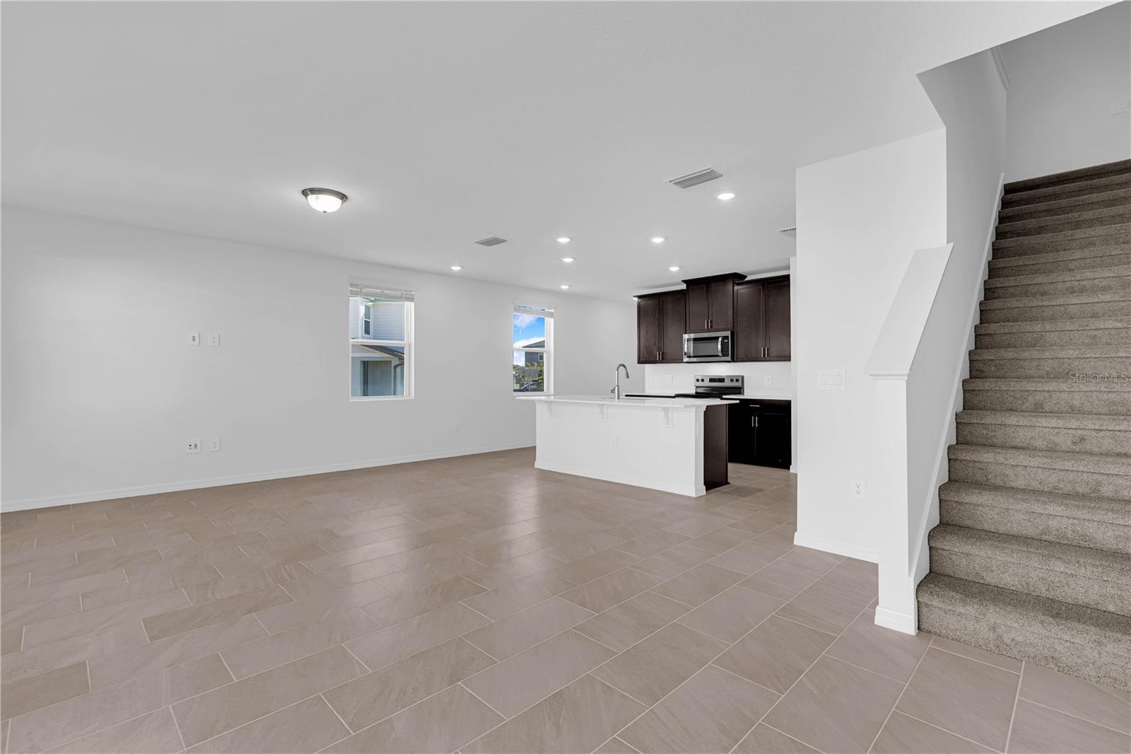 Image 12 of 31 For 16362 Bird Of Paradise Avenue