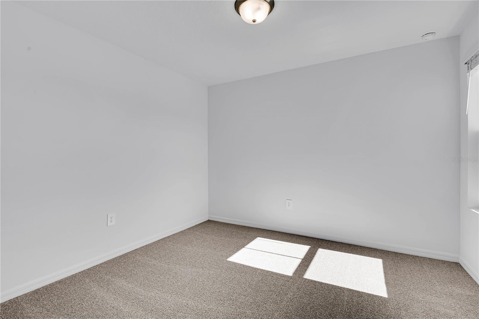 Image 16 of 31 For 16362 Bird Of Paradise Avenue