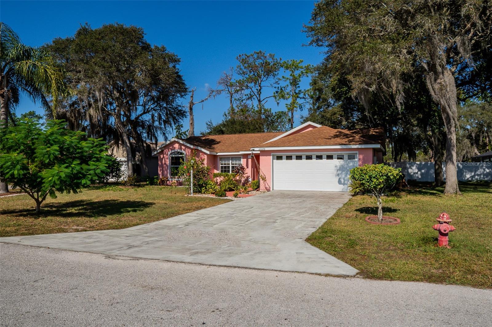 Details for 11315 Lake Drive, LEESBURG, FL 34788