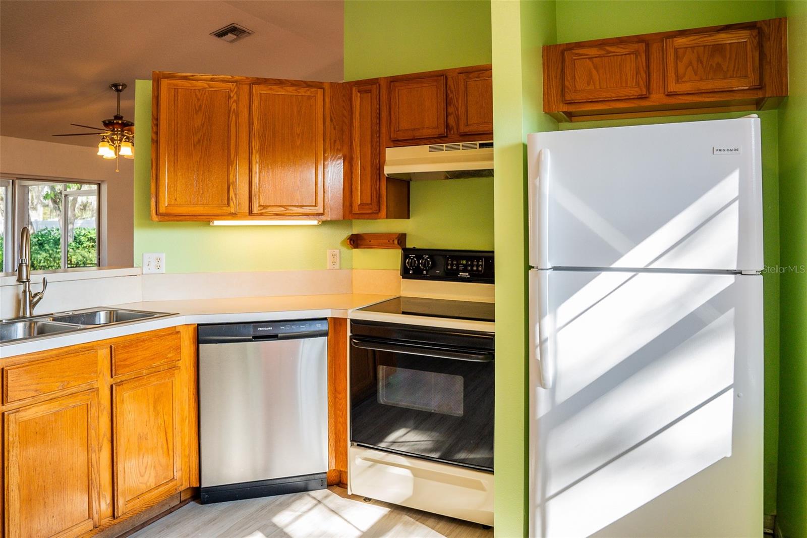 Image 5 of 22 For 11315 Lake Drive