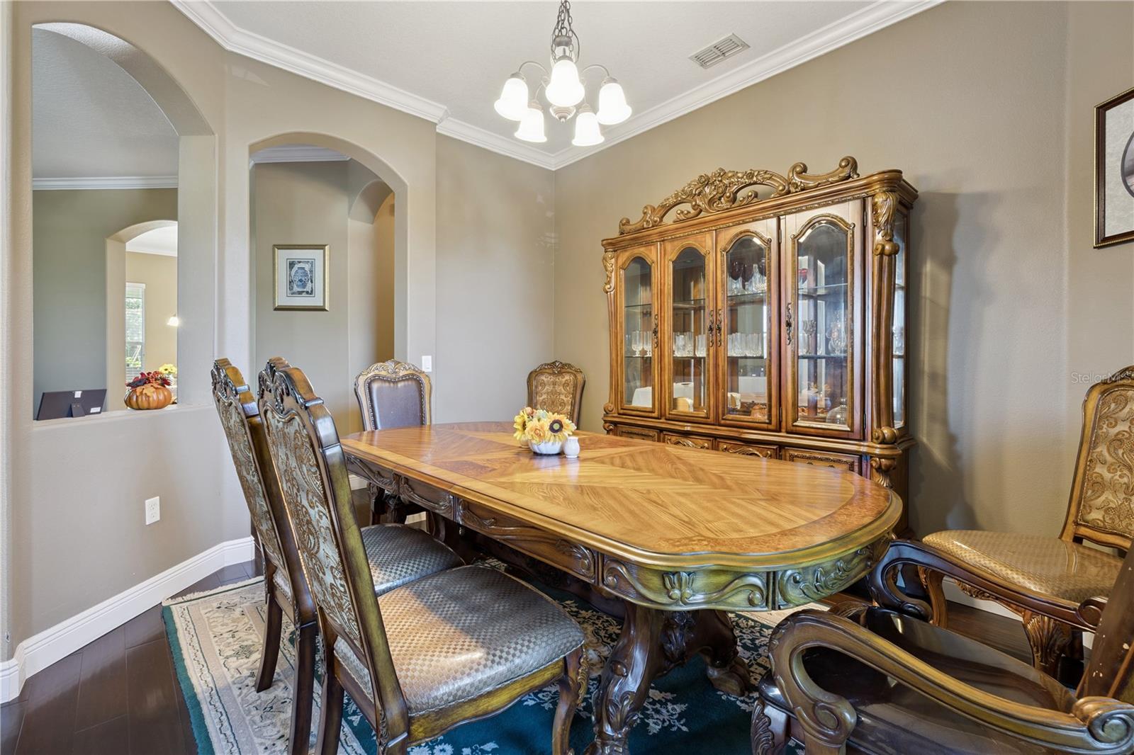 Image 11 of 38 For 366 Da Gama Drive