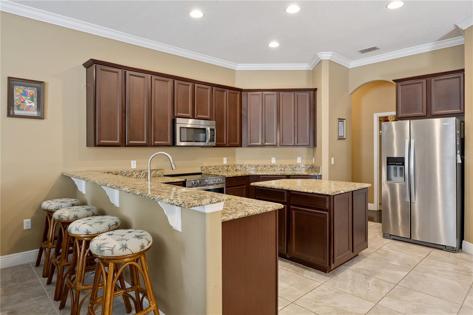 Image 15 of 38 For 366 Da Gama Drive