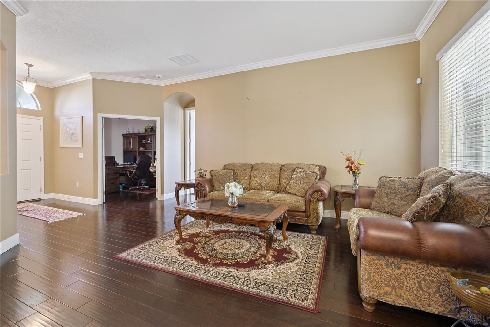 Image 19 of 38 For 366 Da Gama Drive