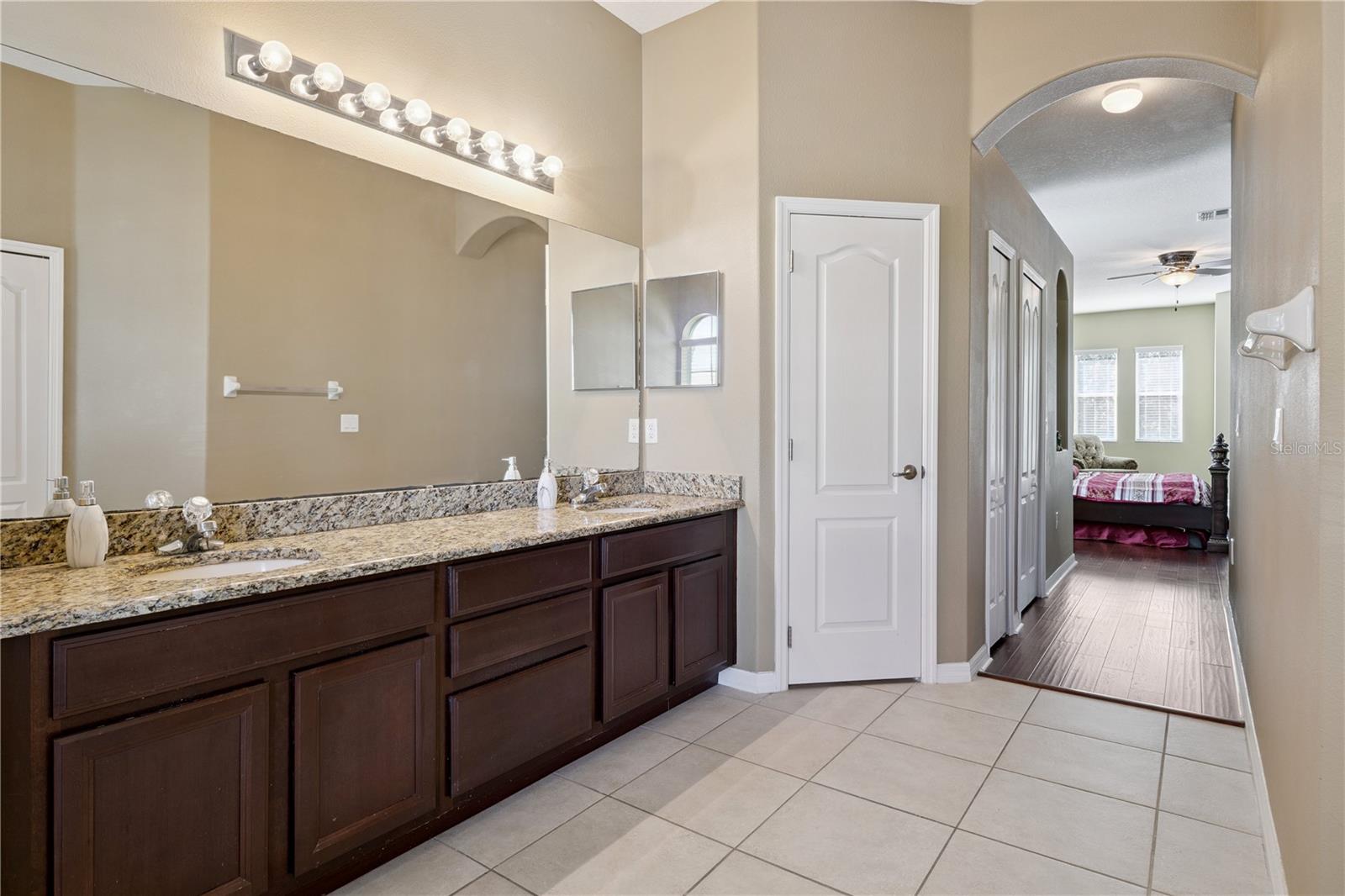 Image 23 of 38 For 366 Da Gama Drive