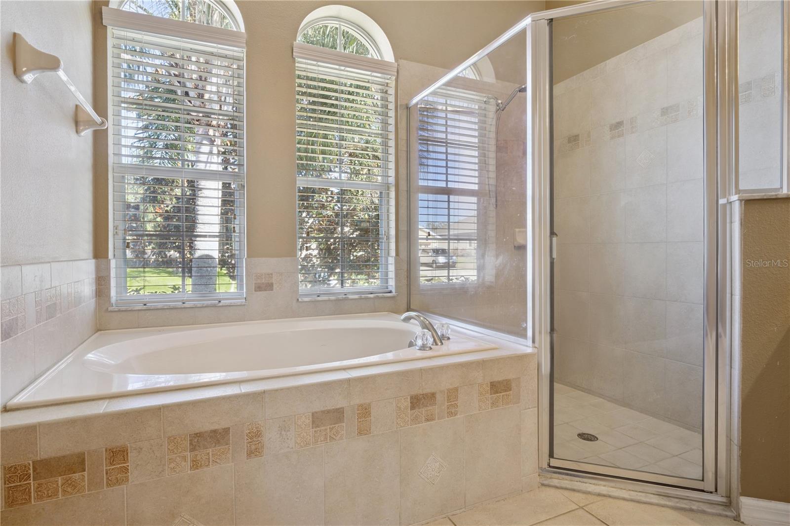 Image 24 of 38 For 366 Da Gama Drive