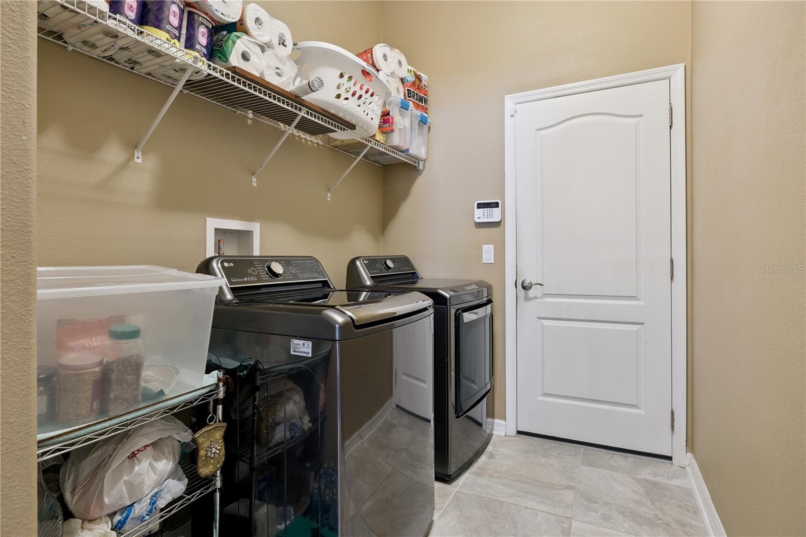 Image 30 of 38 For 366 Da Gama Drive