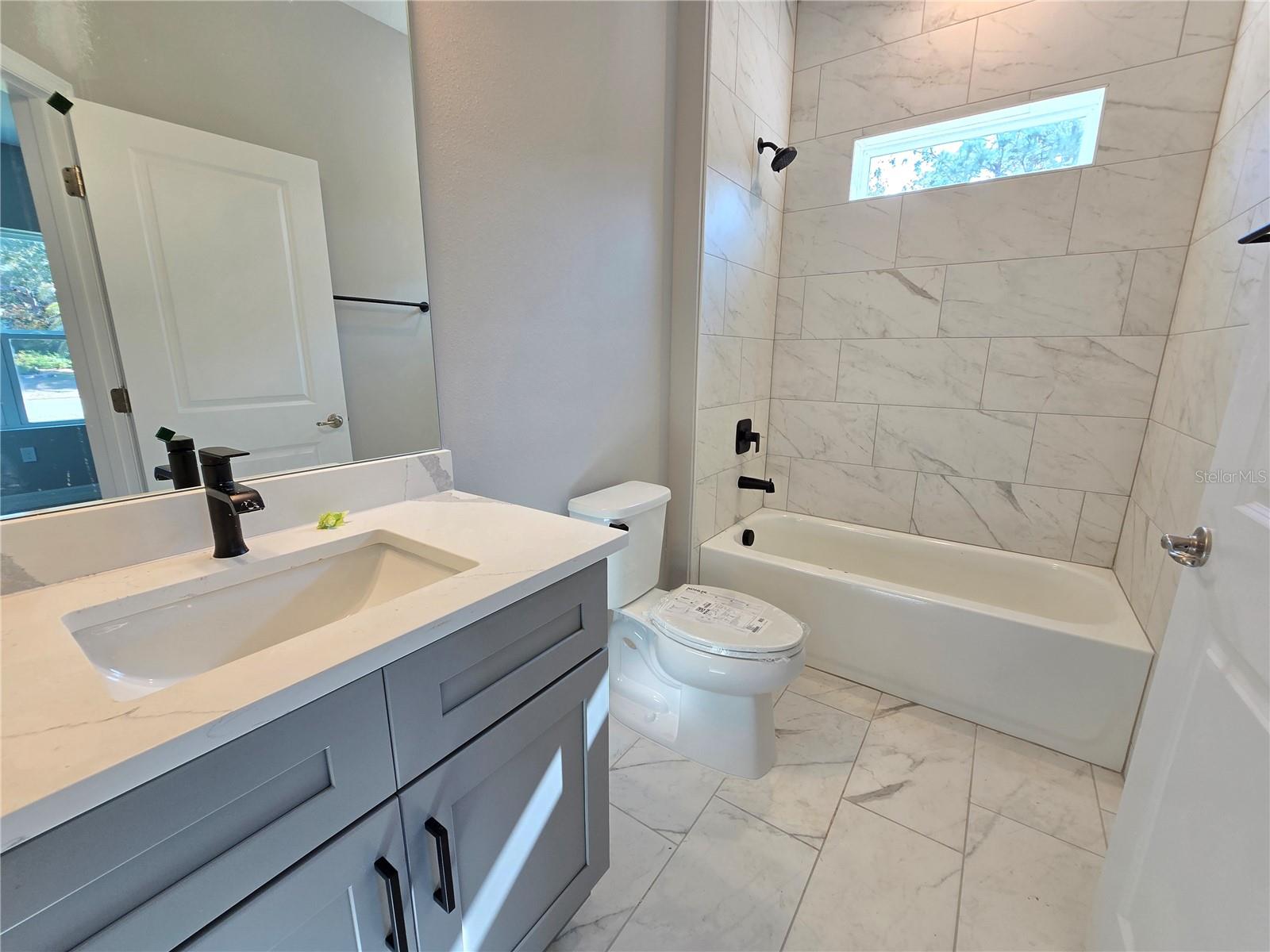 Image 37 of 67 For 6 Calendula Court