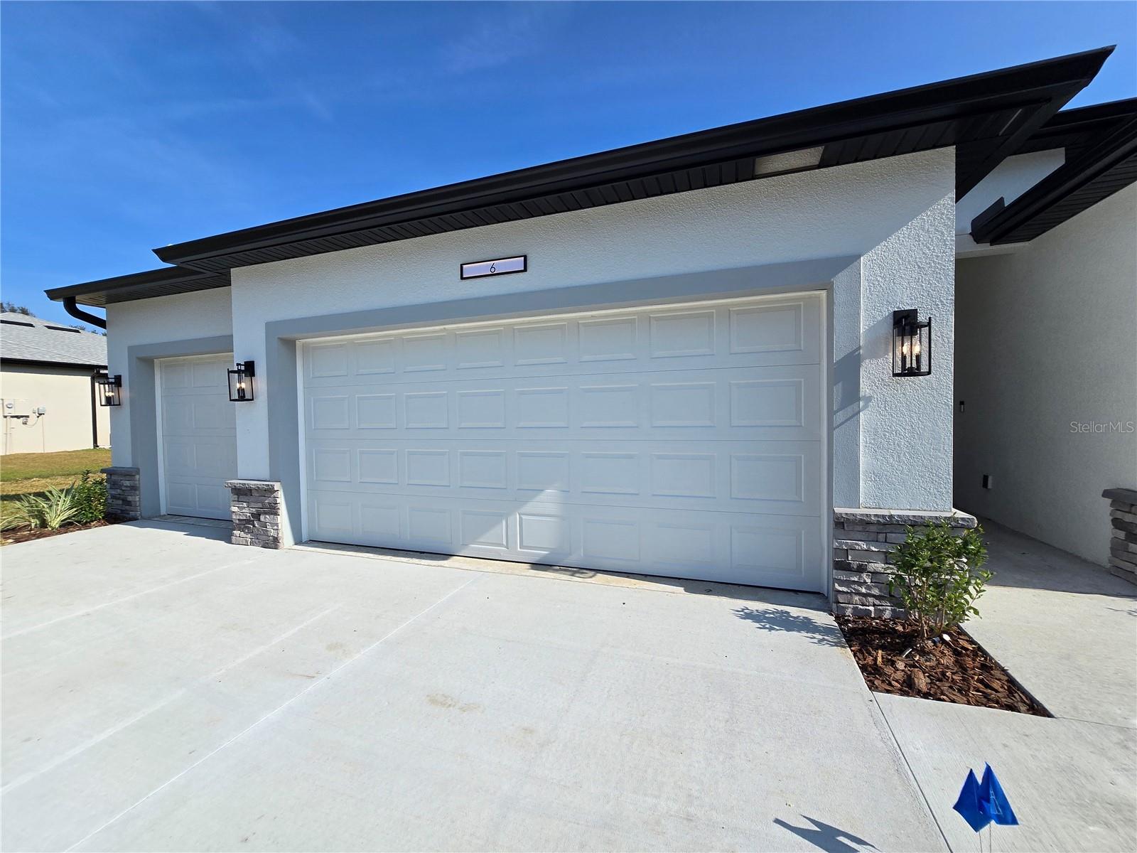 Image 40 of 67 For 6 Calendula Court