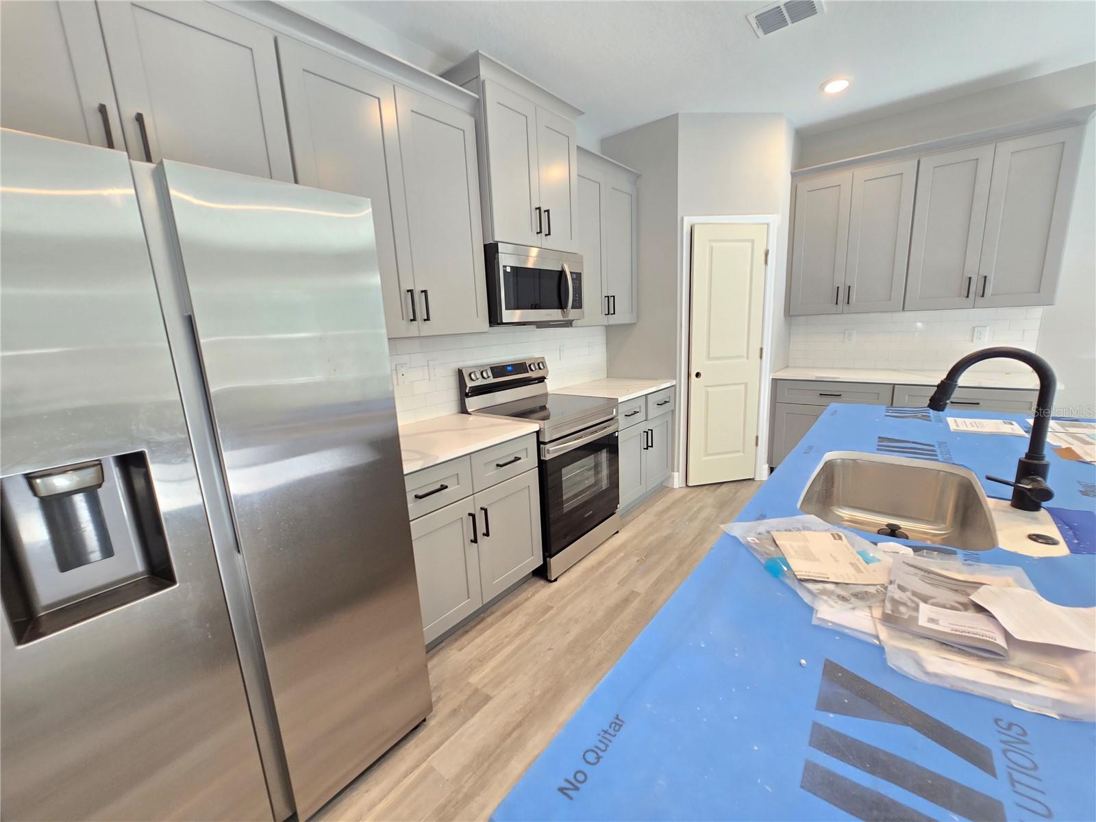 Image 42 of 67 For 6 Calendula Court