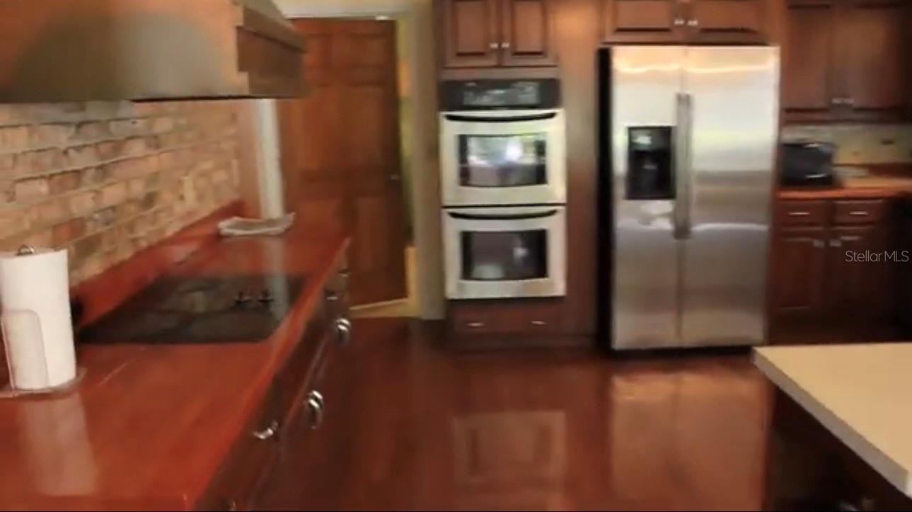 Image 22 of 31 For 9400 160th Street