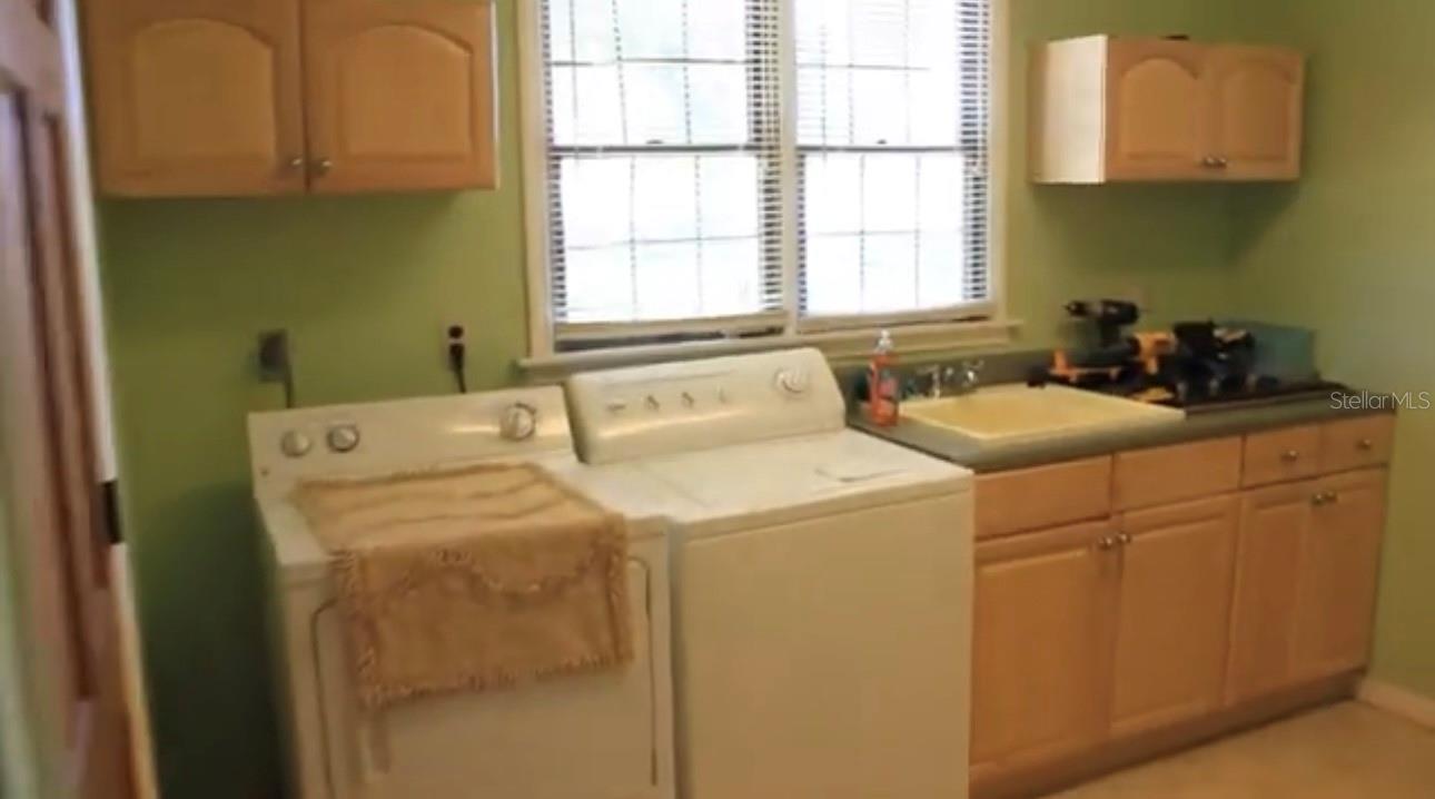 Image 25 of 31 For 9400 160th Street