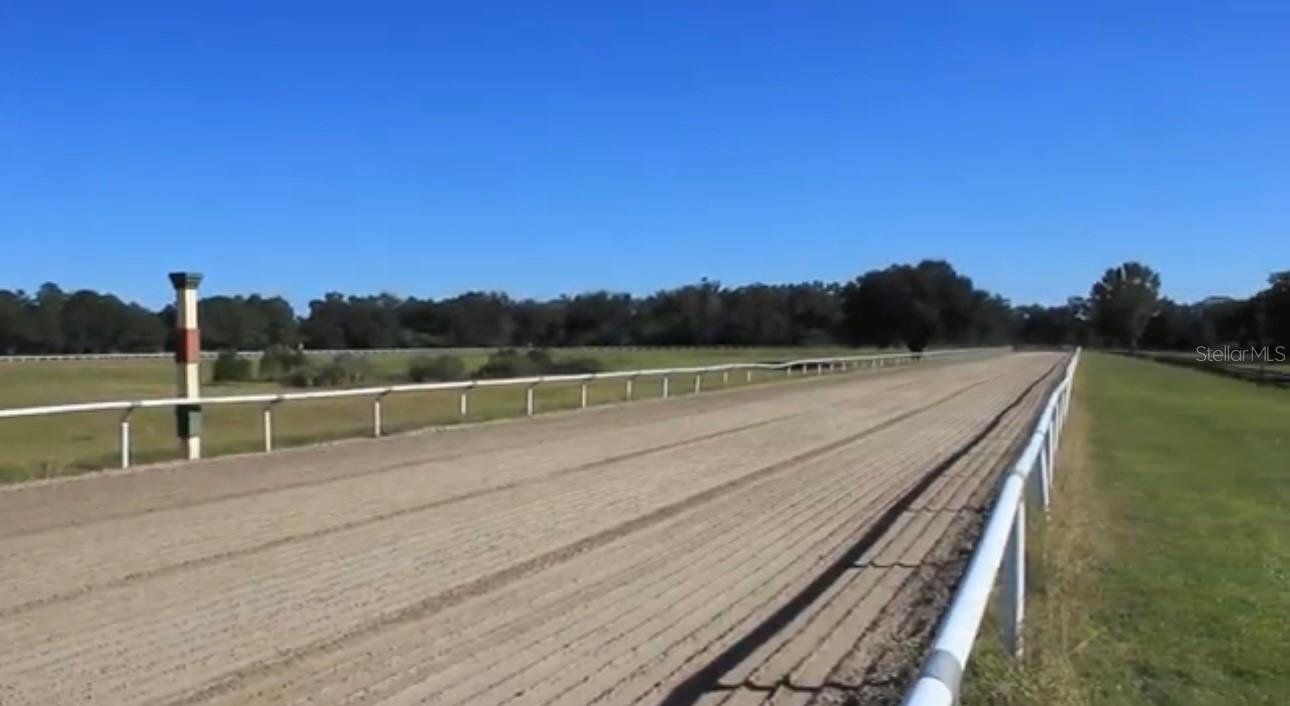 Image 4 of 31 For 9400 160th Street