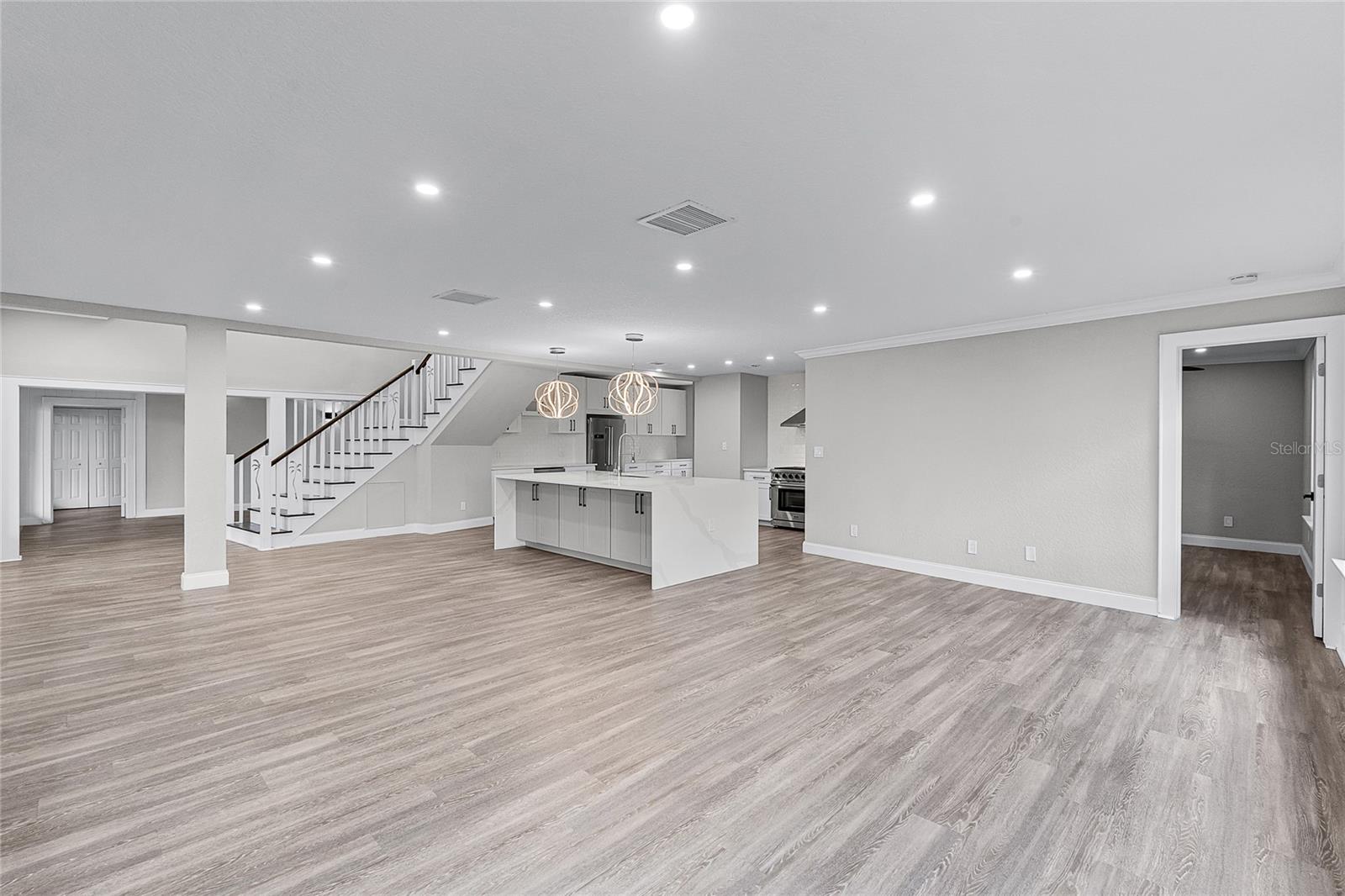 Image 4 of 53 For 311 8th Avenue