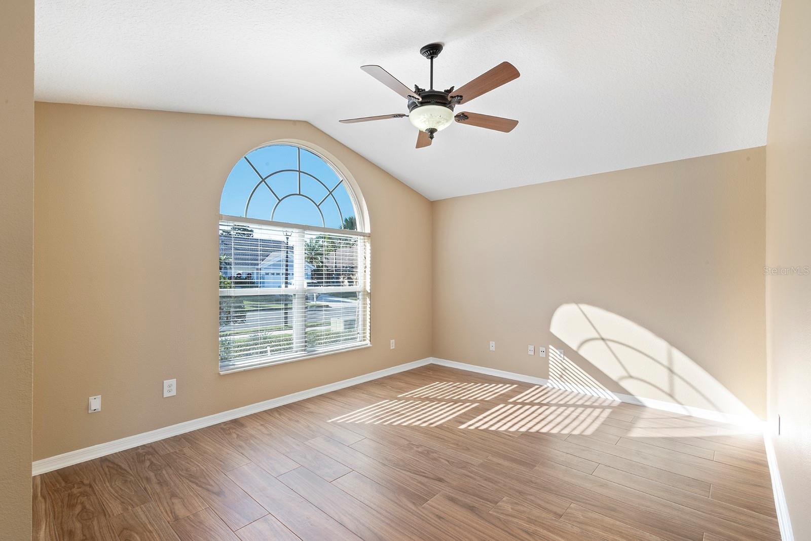 Image 25 of 55 For 1920 Turnberry Drive