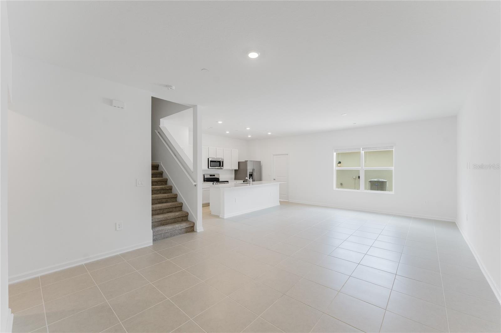 Image 2 of 40 For 2396 Rider Rain Lane