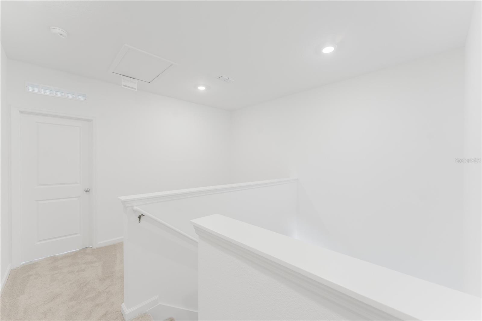 Image 21 of 40 For 2396 Rider Rain Lane