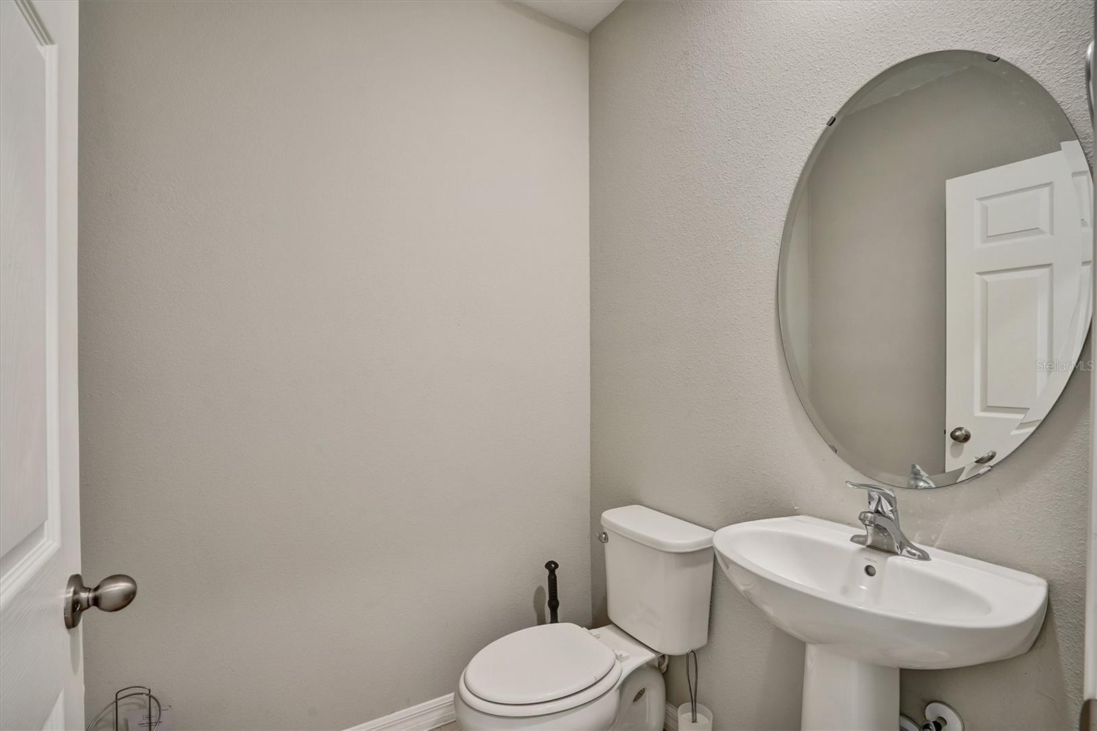 Image 19 of 25 For 4903 Mainsail Street