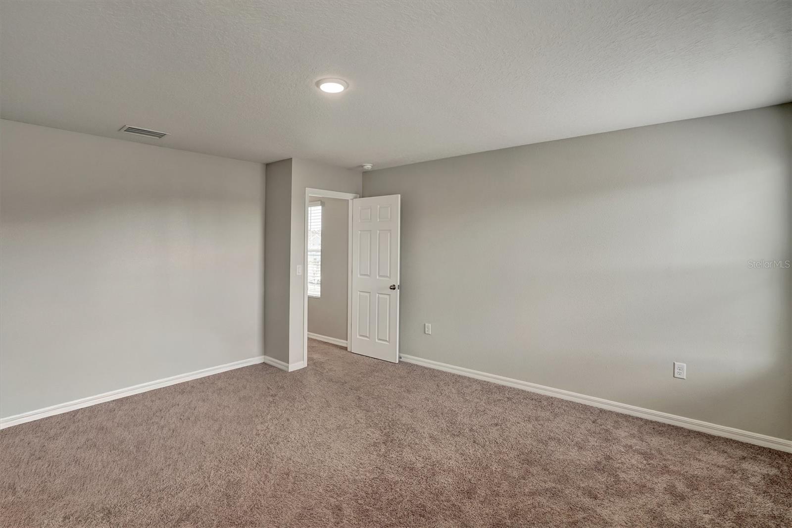 Image 3 of 25 For 4903 Mainsail Street