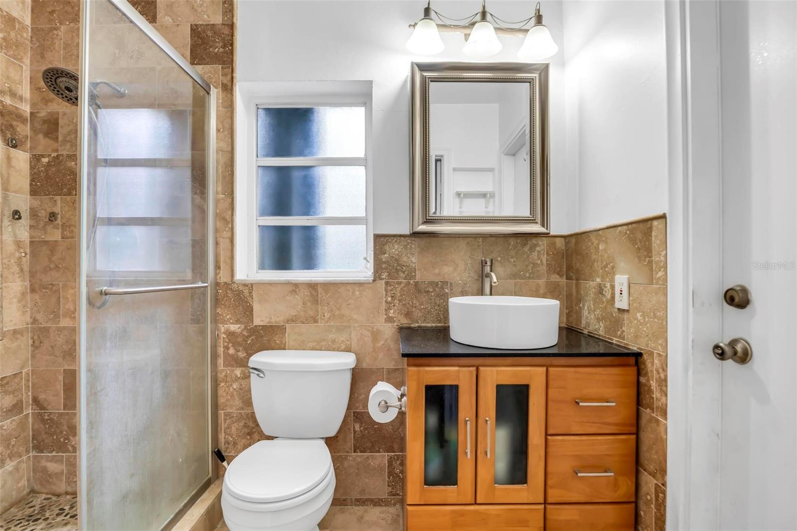 Image 11 of 24 For 4250 107th Avenue