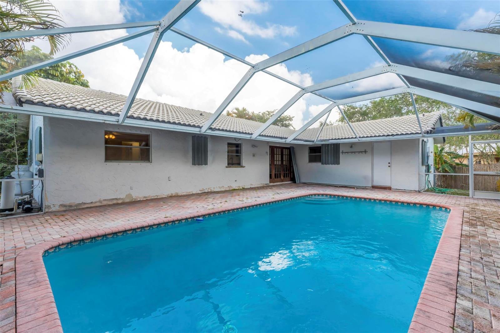 Image 17 of 24 For 4250 107th Avenue