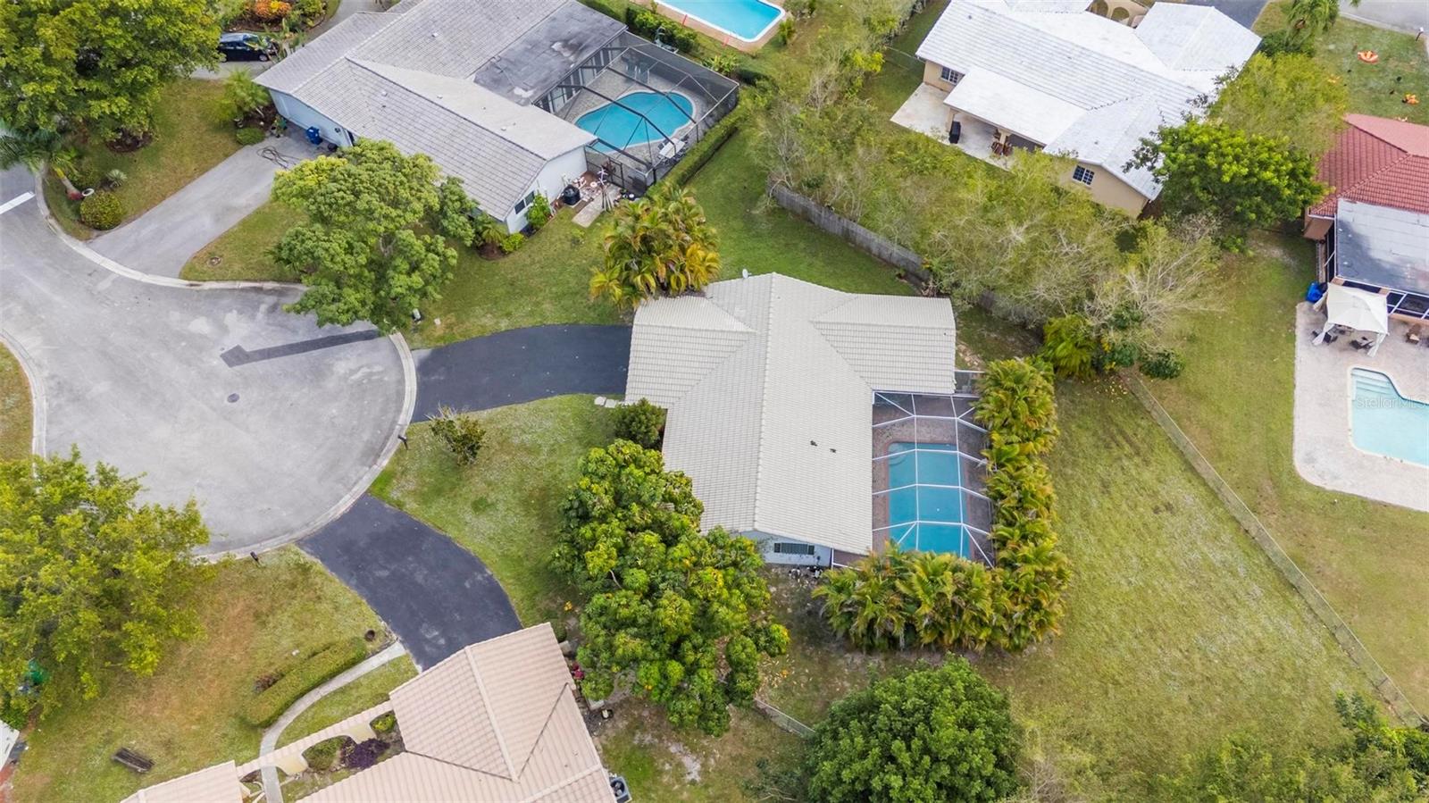 Image 19 of 24 For 4250 107th Avenue