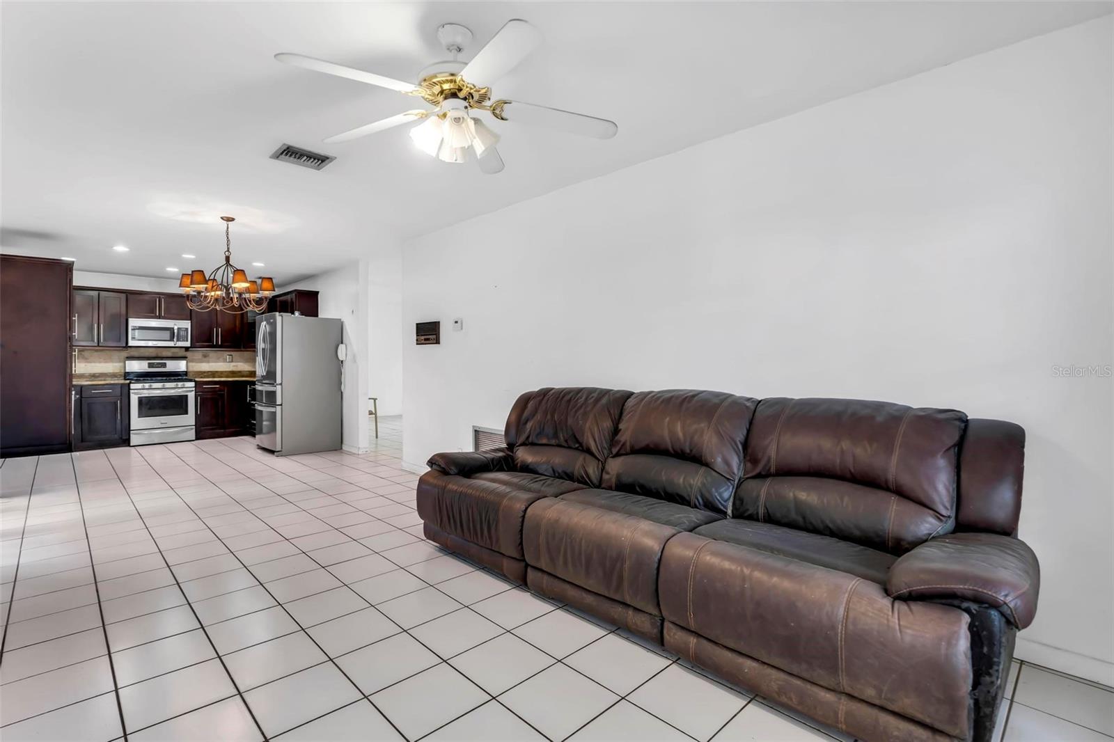 Image 7 of 24 For 4250 107th Avenue