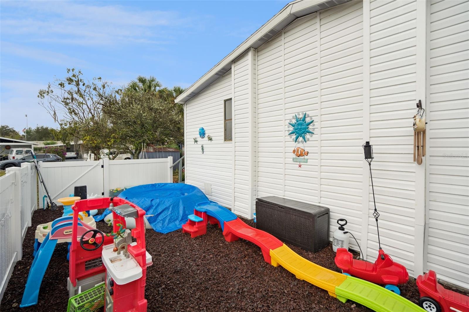 Image 20 of 41 For 50989 Highway 27  48