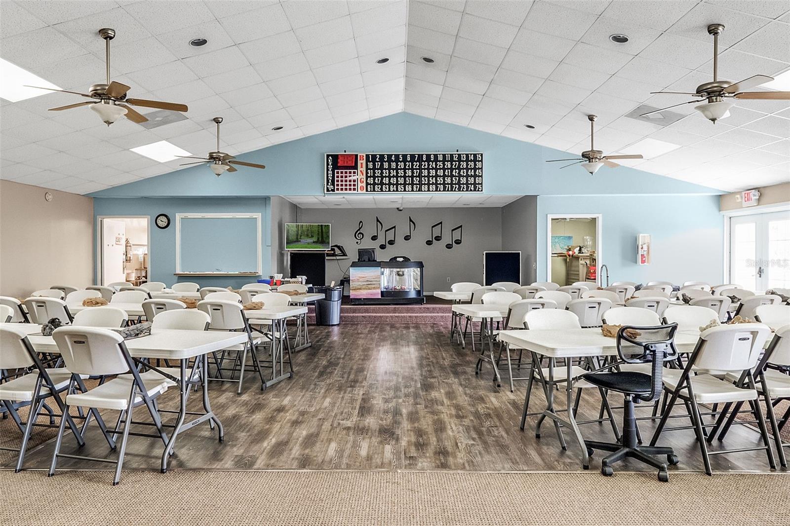 Image 27 of 41 For 50989 Highway 27  48