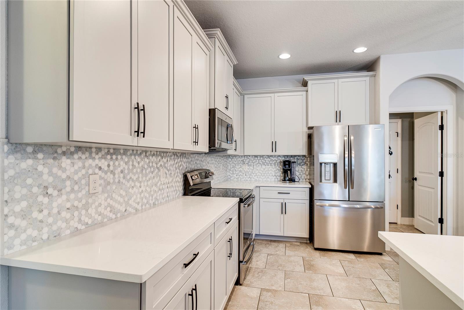 Image 15 of 39 For 623 Lake Cove Pointe Circle