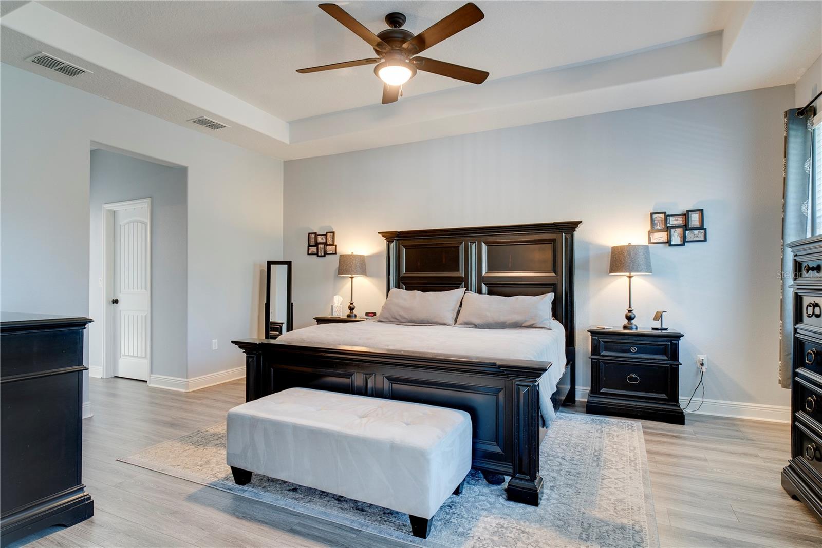 Image 16 of 39 For 623 Lake Cove Pointe Circle