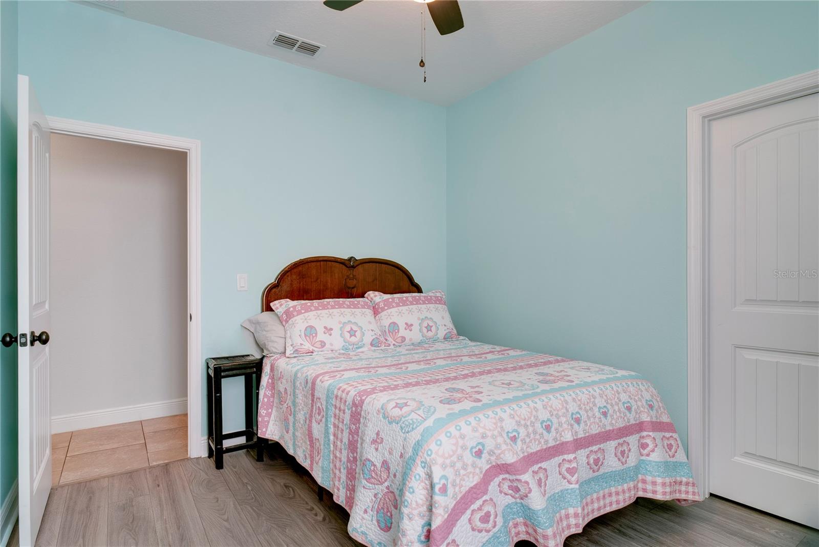 Image 21 of 39 For 623 Lake Cove Pointe Circle