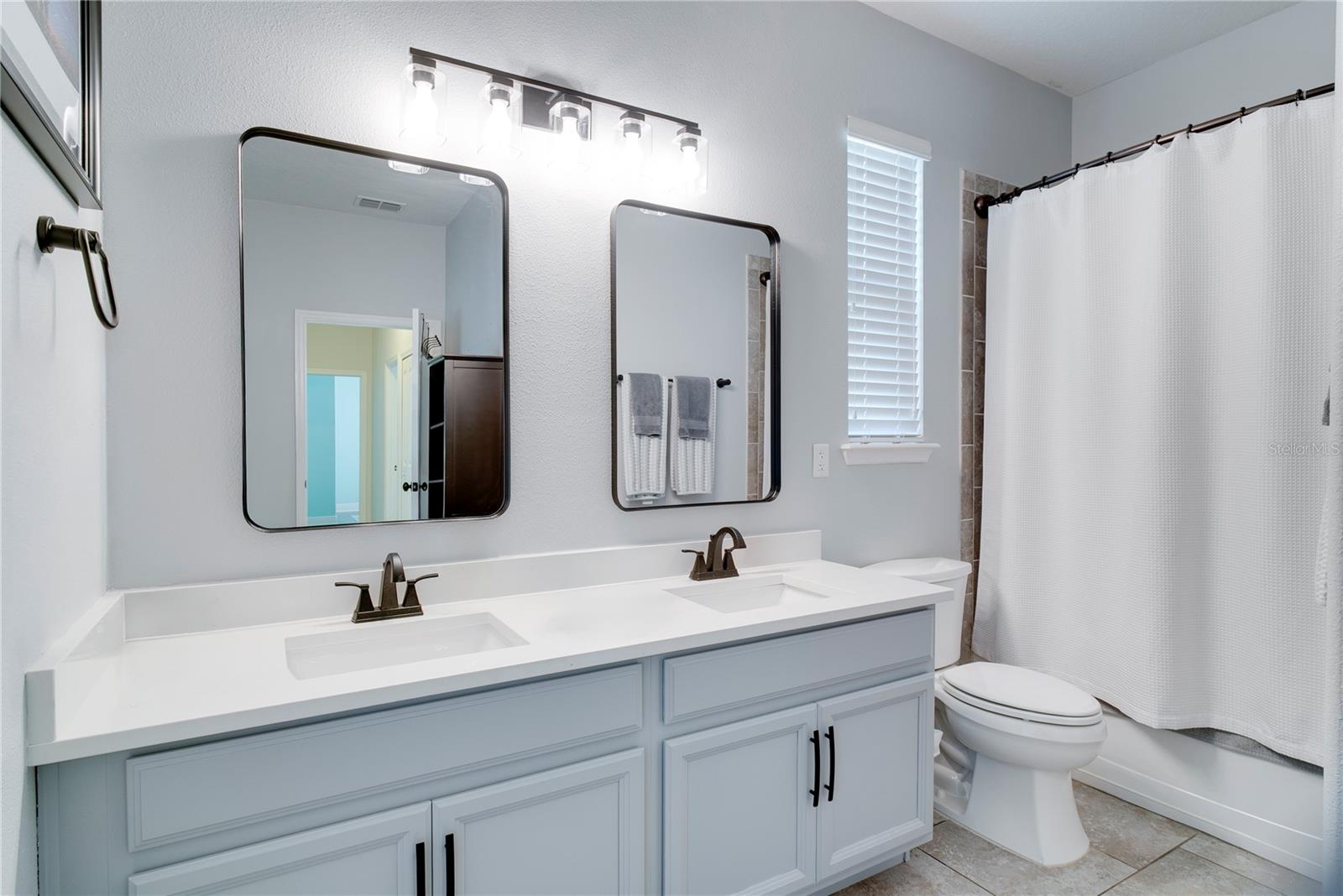 Image 22 of 39 For 623 Lake Cove Pointe Circle