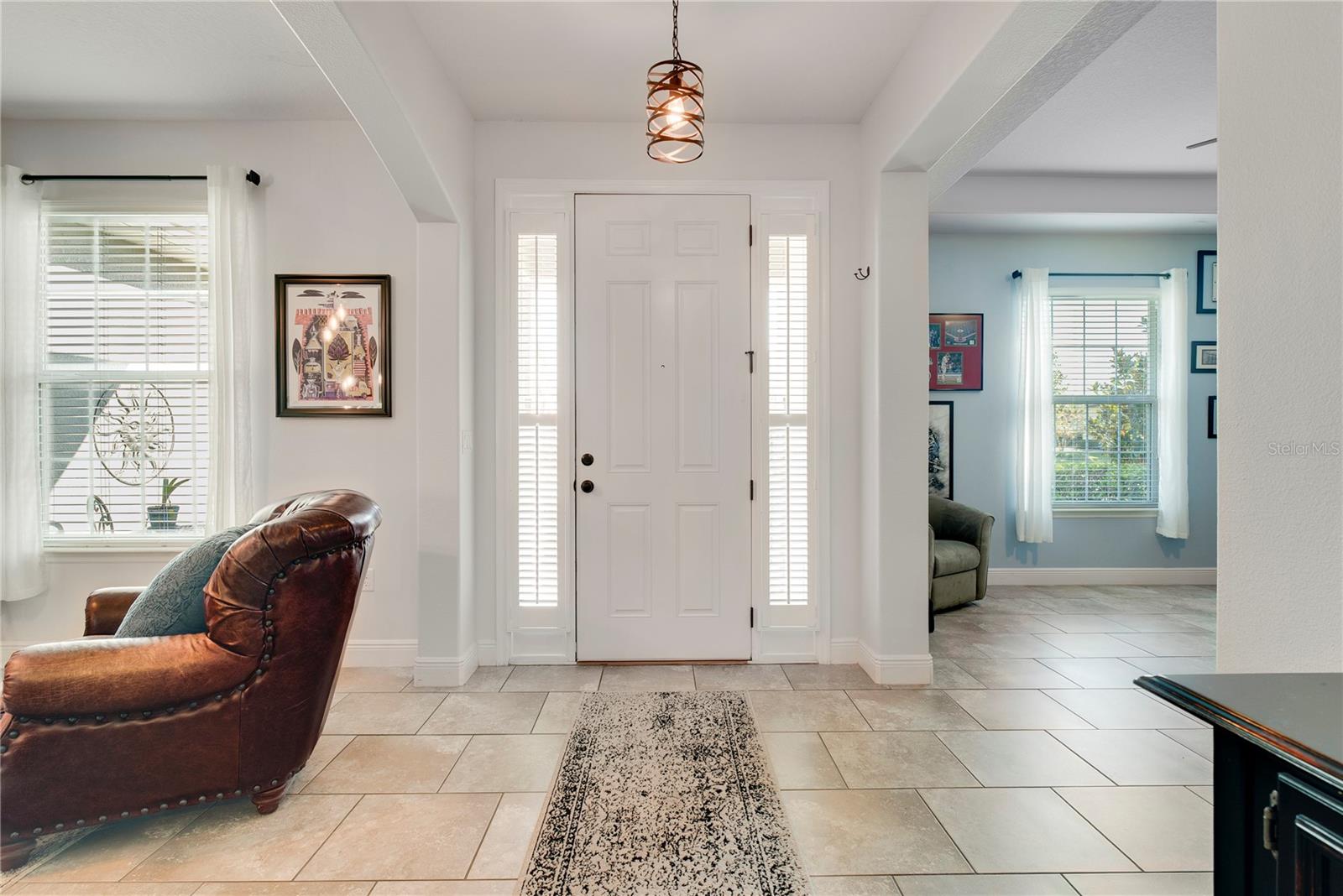 Image 5 of 39 For 623 Lake Cove Pointe Circle