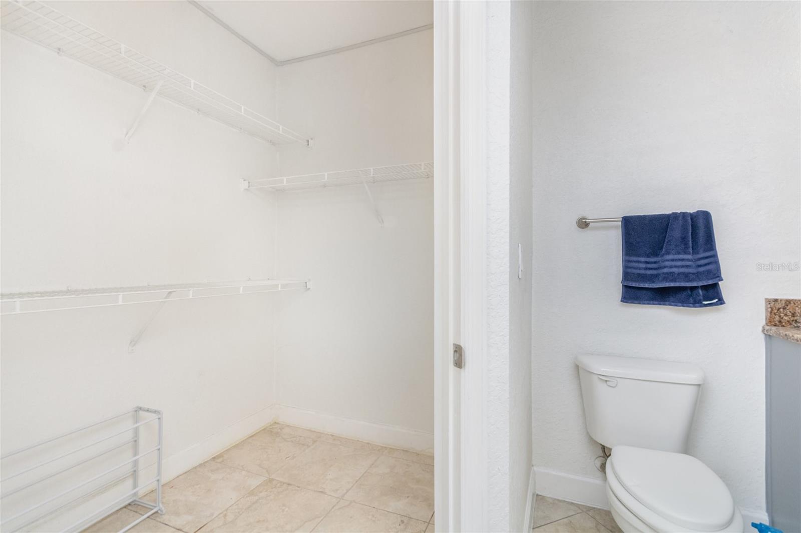 Image 27 of 34 For 202 South Street 5051