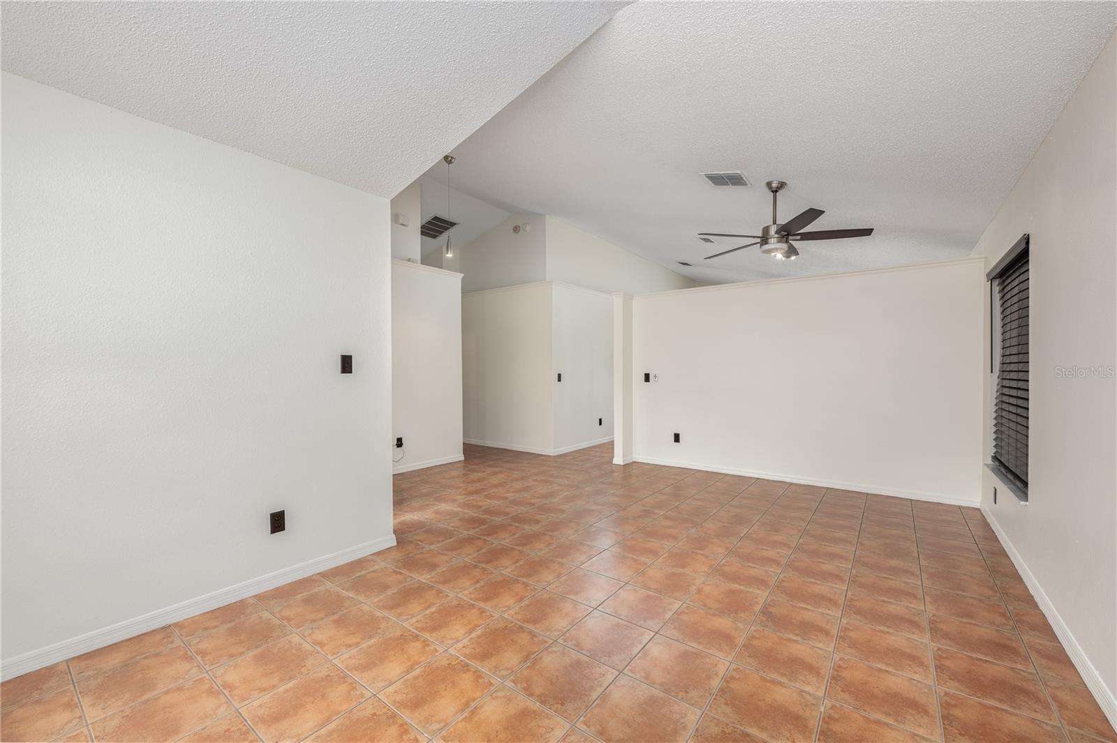 Image 10 of 30 For 1646 Riveredge Road