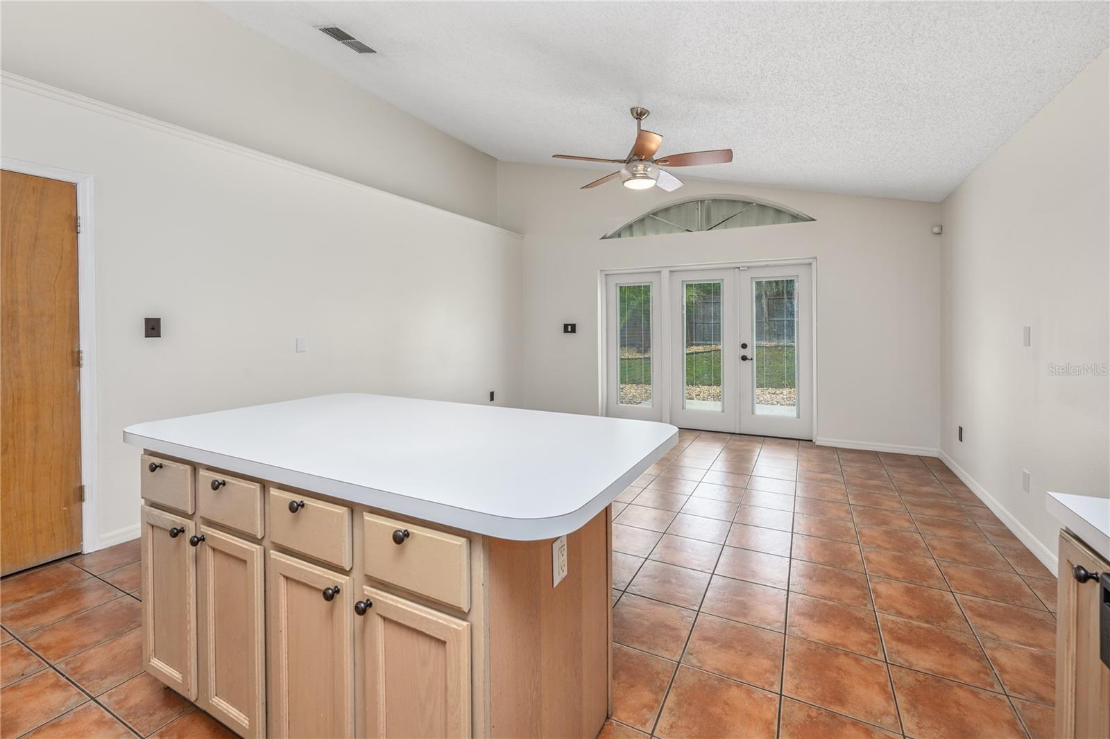 Image 13 of 30 For 1646 Riveredge Road