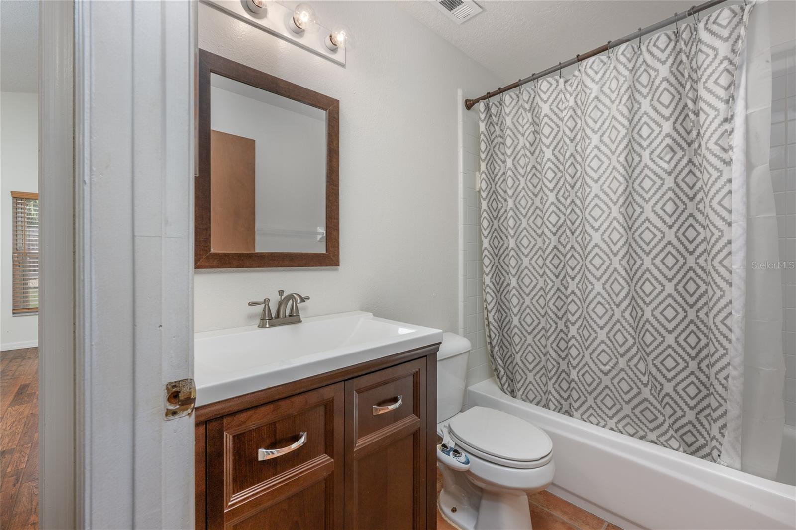 Image 24 of 30 For 1646 Riveredge Road