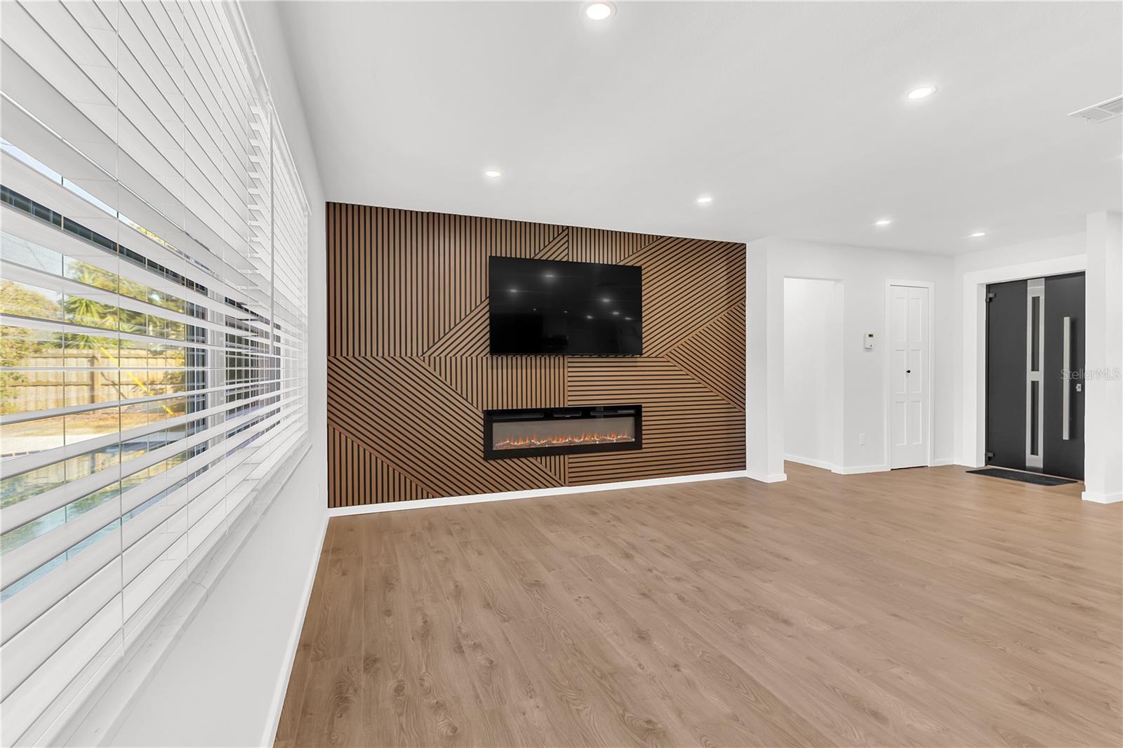 Image 11 of 47 For 2817 Fitzooth Drive