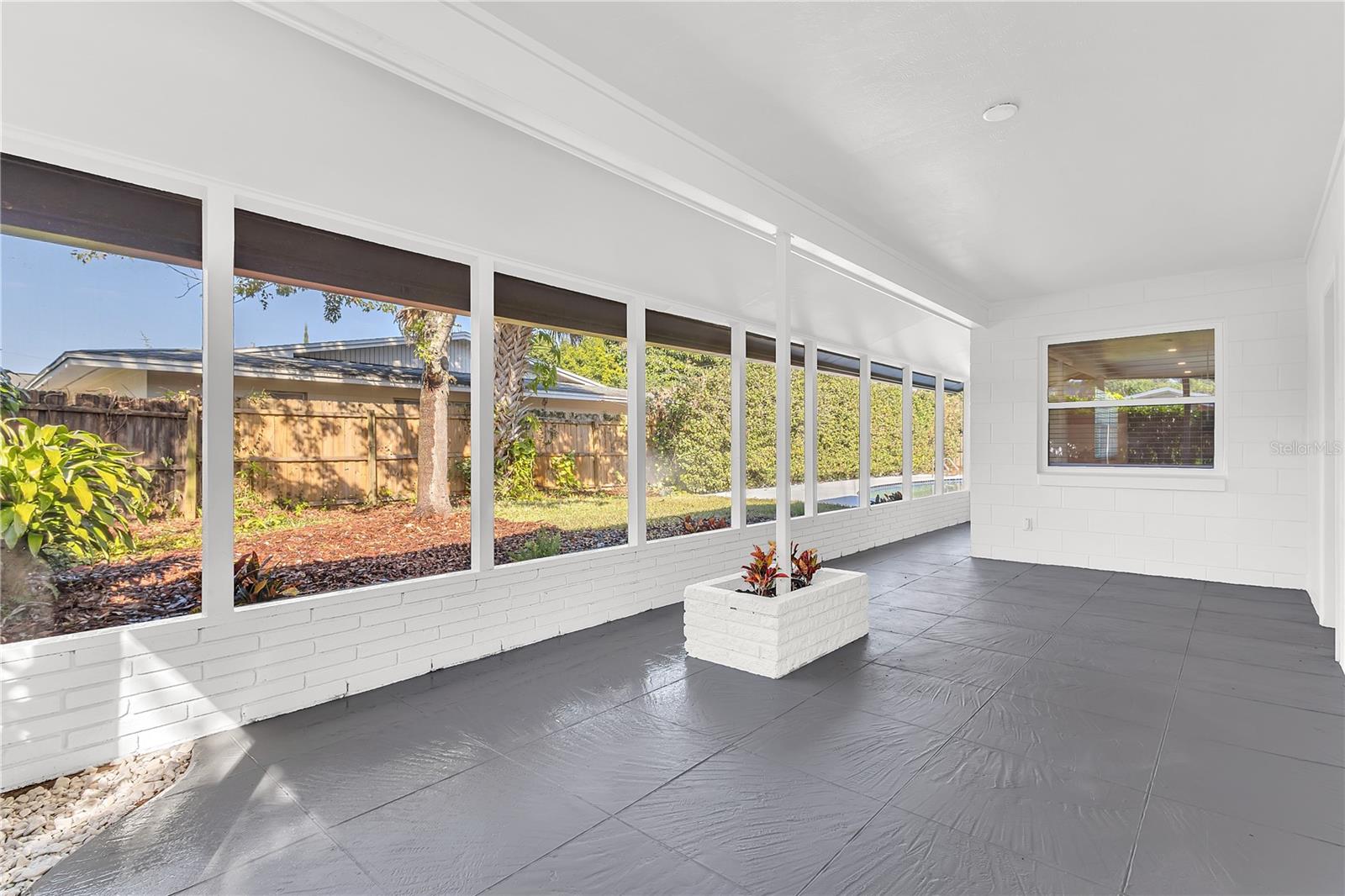 Image 21 of 47 For 2817 Fitzooth Drive