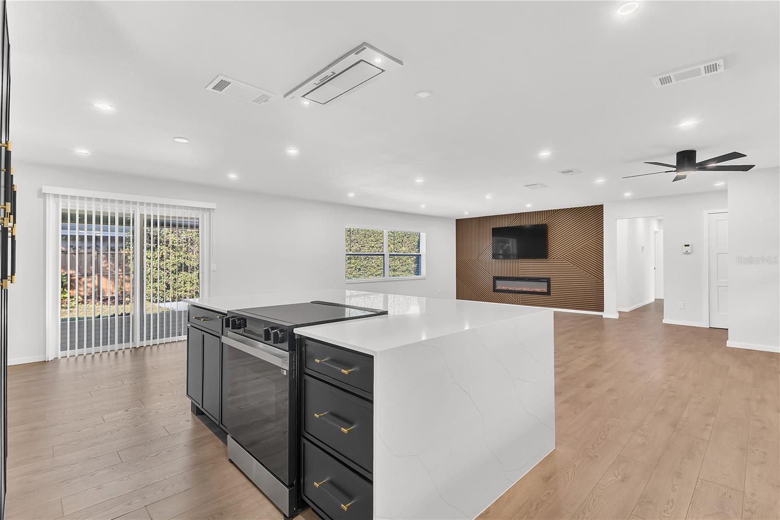 Image 9 of 47 For 2817 Fitzooth Drive