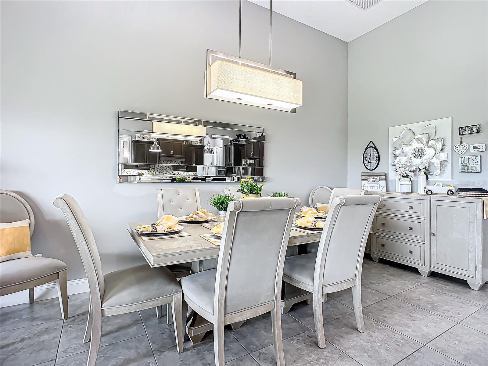 Image 17 of 70 For 2932 Bella Flore Terrace