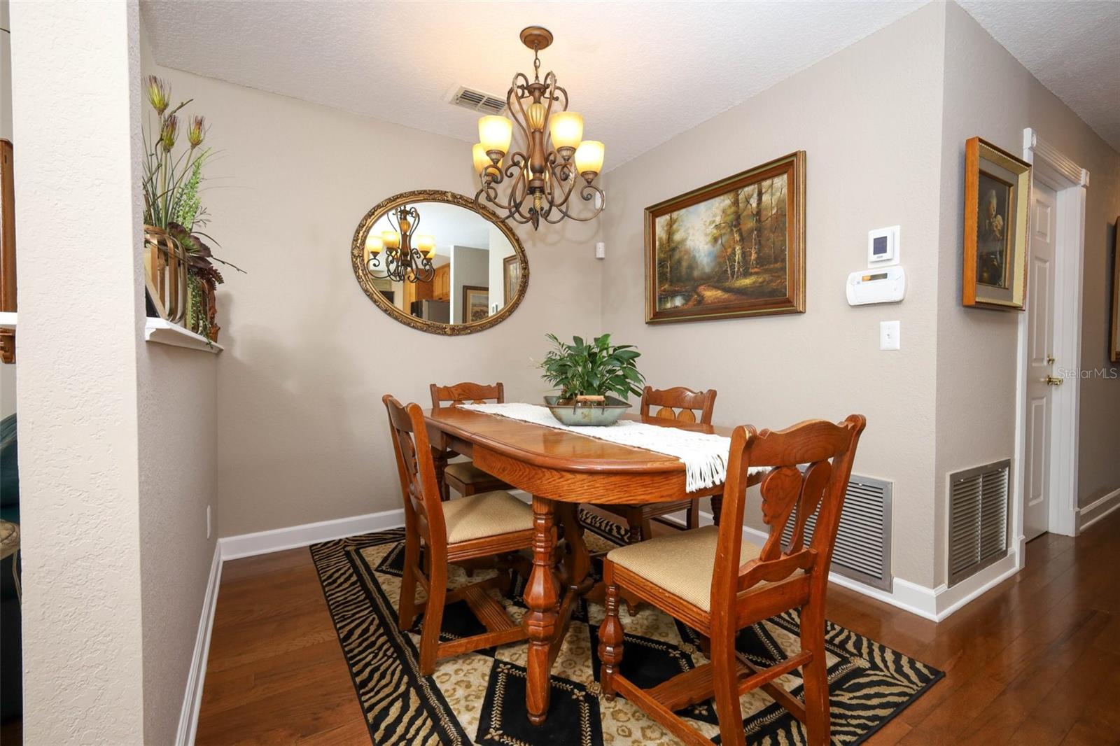 Image 22 of 64 For 1489 Aster Court