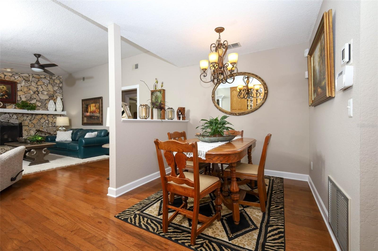 Image 23 of 64 For 1489 Aster Court