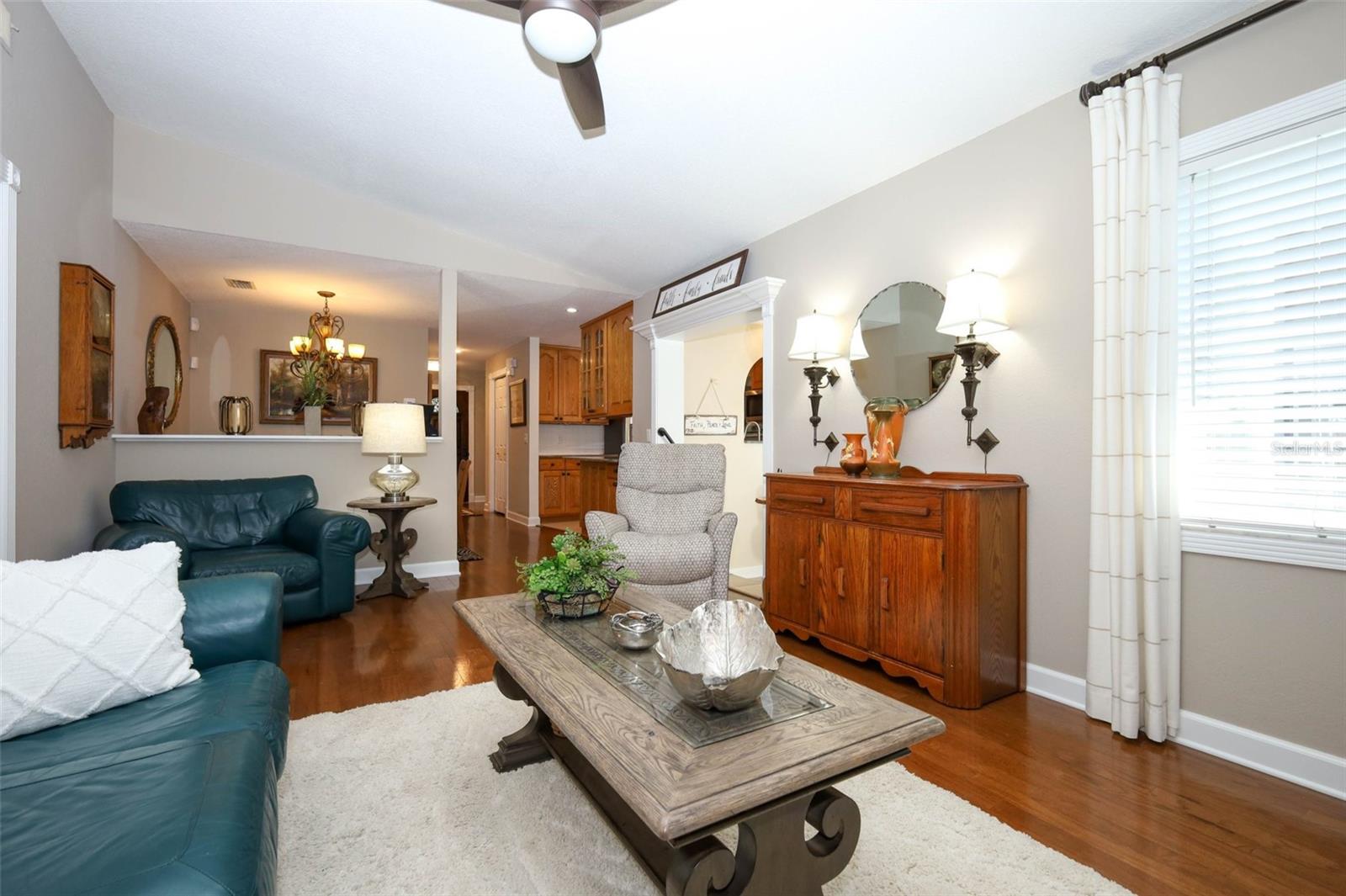 Image 26 of 64 For 1489 Aster Court