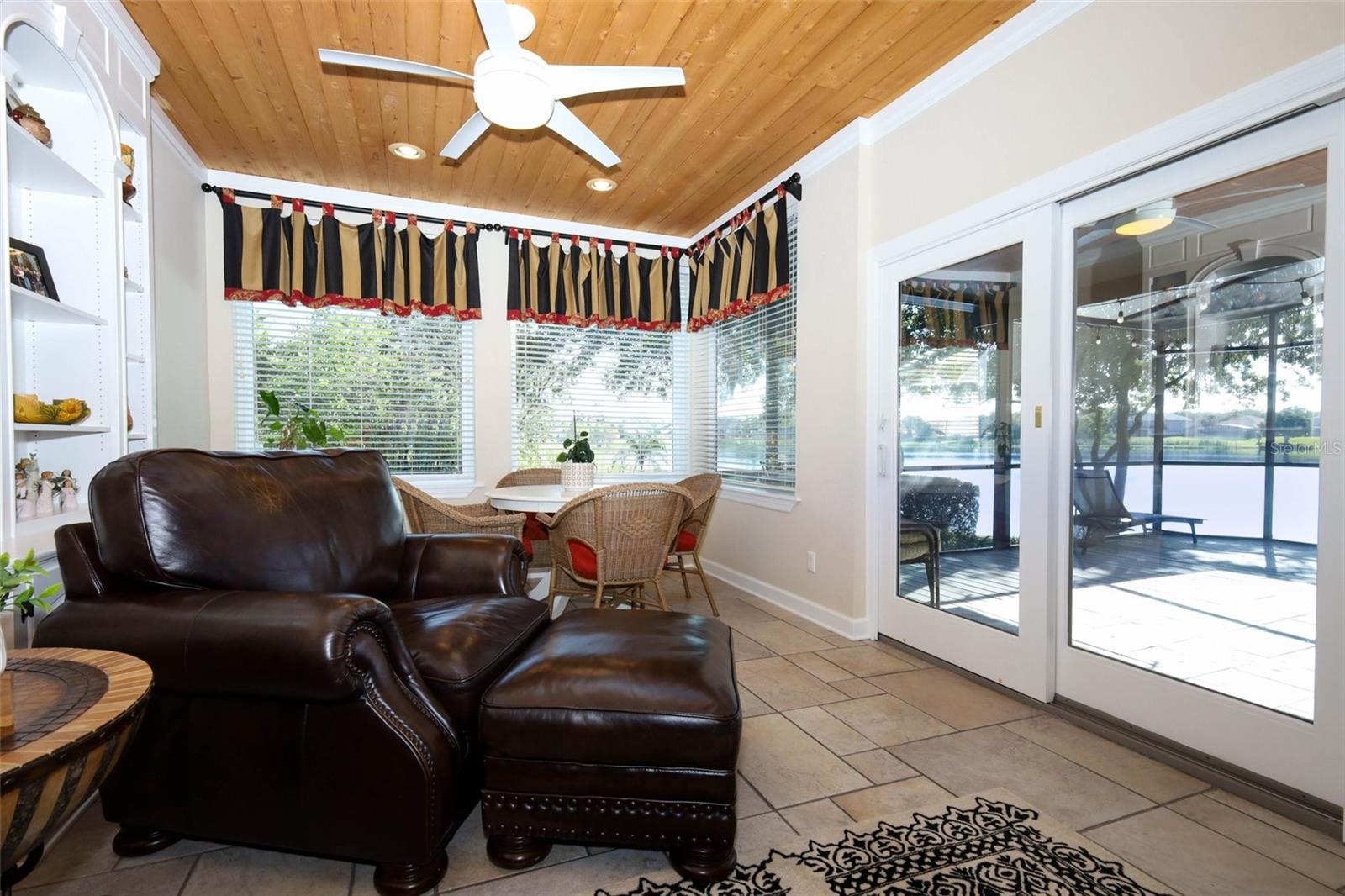 Image 31 of 64 For 1489 Aster Court