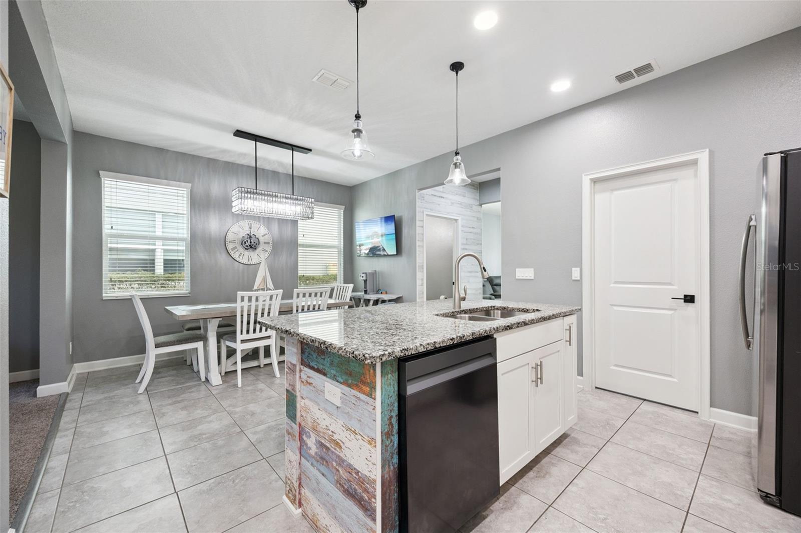 Image 12 of 88 For 11809 Ginsberg Place