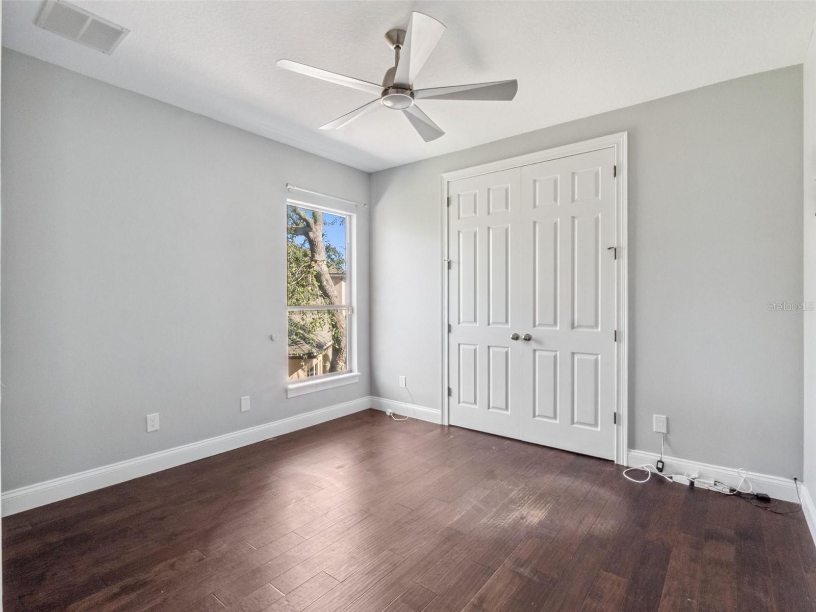 Image 22 of 29 For 2046 Westover Reserve Boulevard